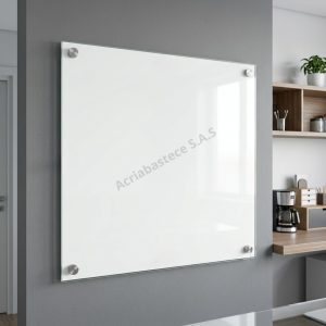 Tablero en vidrio templado blanco para oficina de 120x120 cm en Colombia