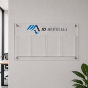 Cartelera con 4 Bolsillos Acrílicos de 58 x 74 cm
