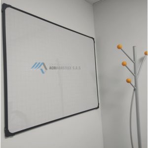 Tablero acrilico borrable blanco marco negro con punteras de 120x160