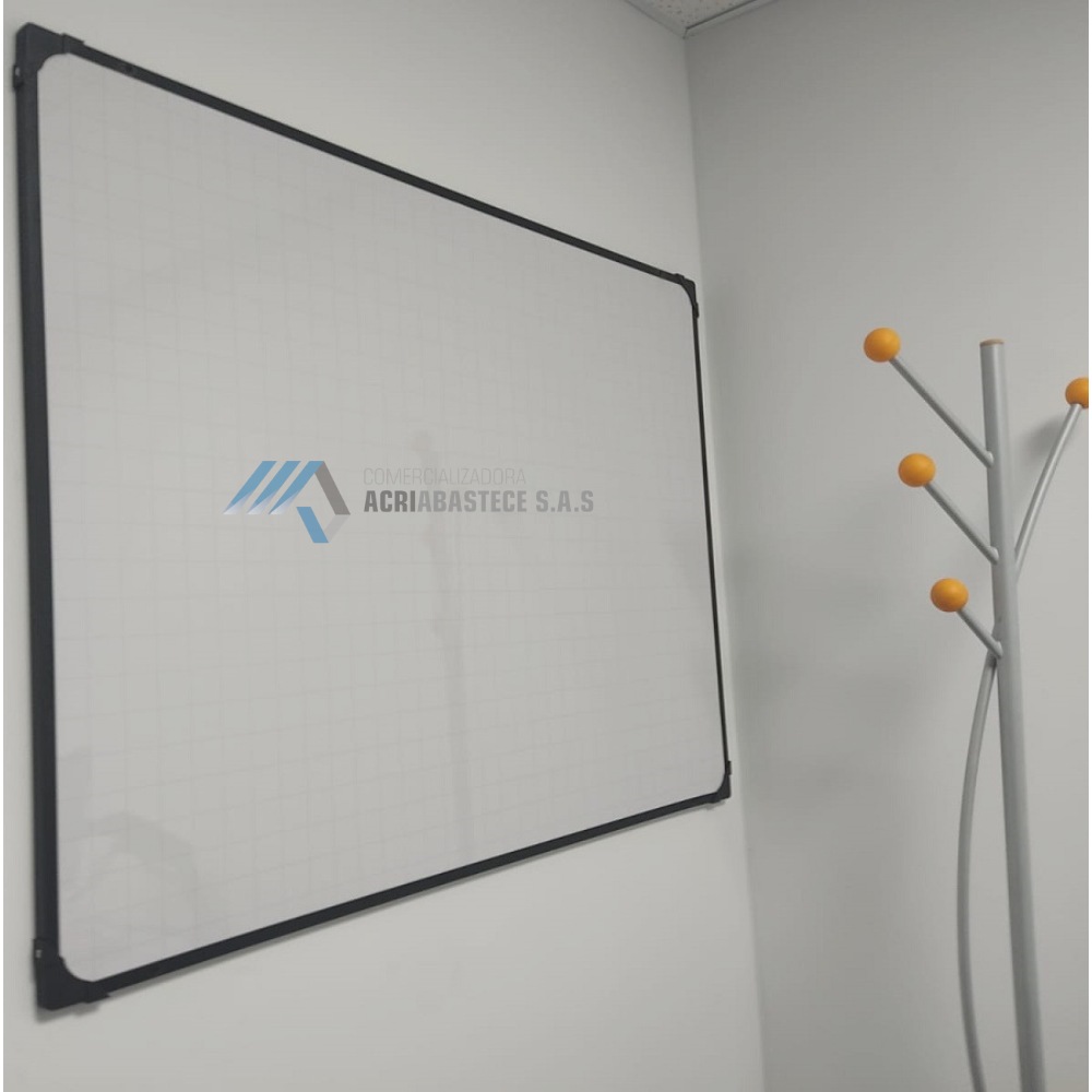 Tablero acrilico borrable blanco marco negro con punteras de 120x160