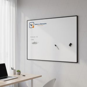 Tablero acrílico borrable de 120x80 cm ideal para oficinas, hogares y espacios de estudio, fabricado por Comercializadora Acriabastece SAS.